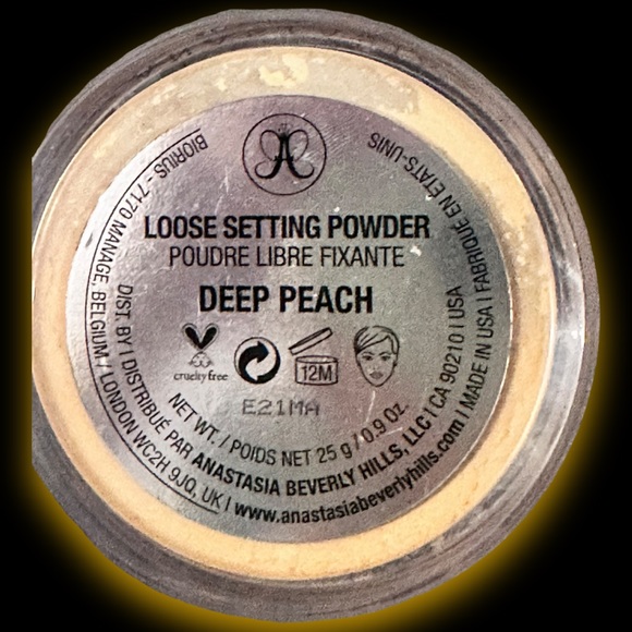 Anastasia Beverly Hills luminous foundation and lose setting powder - Picture 3 of 4